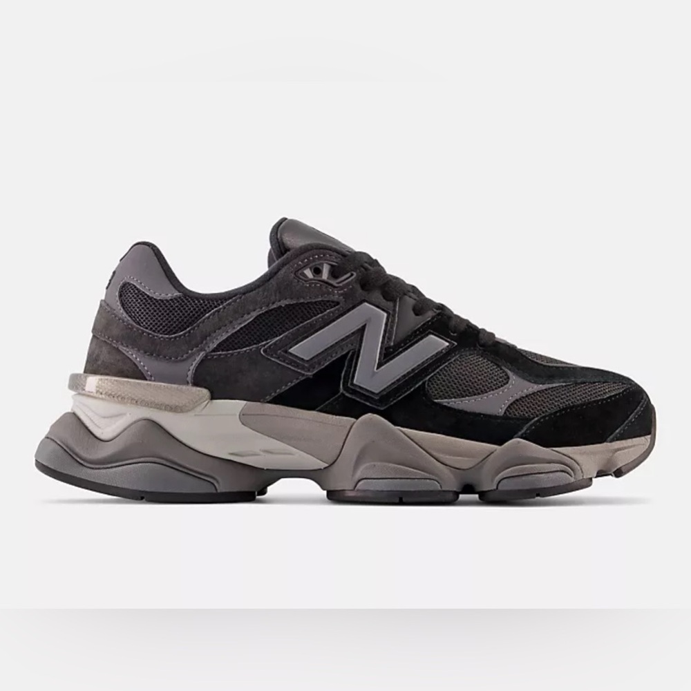 New Balance 9060 black grey M6 uswomans 7.5